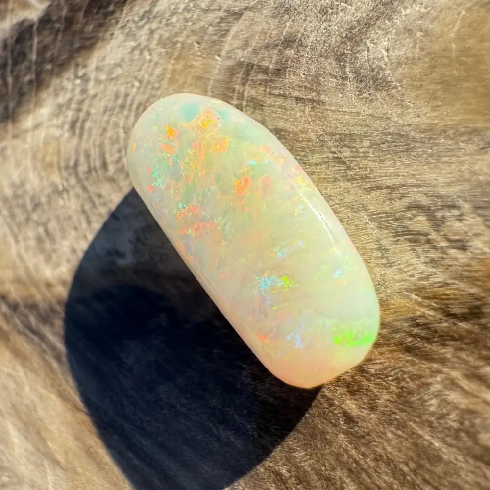 Hand - Cut Solid Coober Pedy Opal 2.9carat