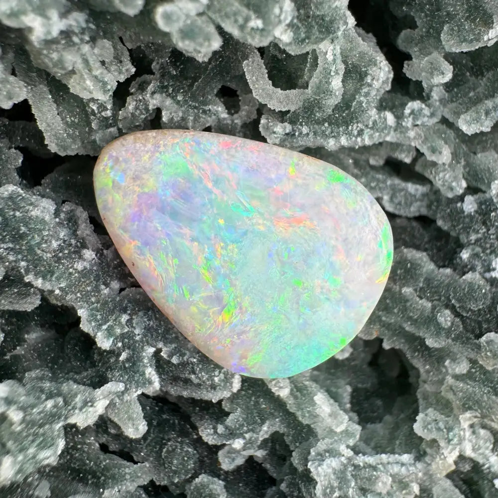 Hand-Cut Solid Coober Pedy Opal 5.7carat