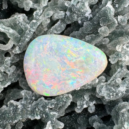 Hand-Cut Solid Coober Pedy Opal 5.7carat