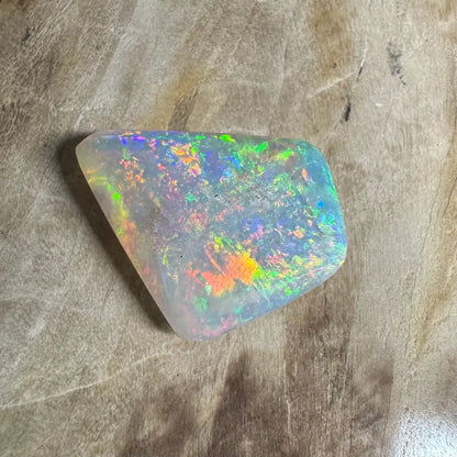 Hand-Cut Solid Lightning Ridge Crystal Opal 3.5carat