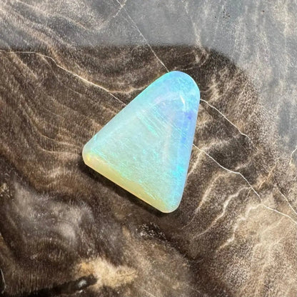 Hand - Cut Solid Lightning Ridge Opal 1.5carat