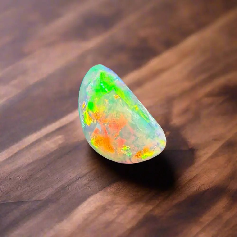 Hand - Cut Solid Lightning Ridge Opal 1.5carat