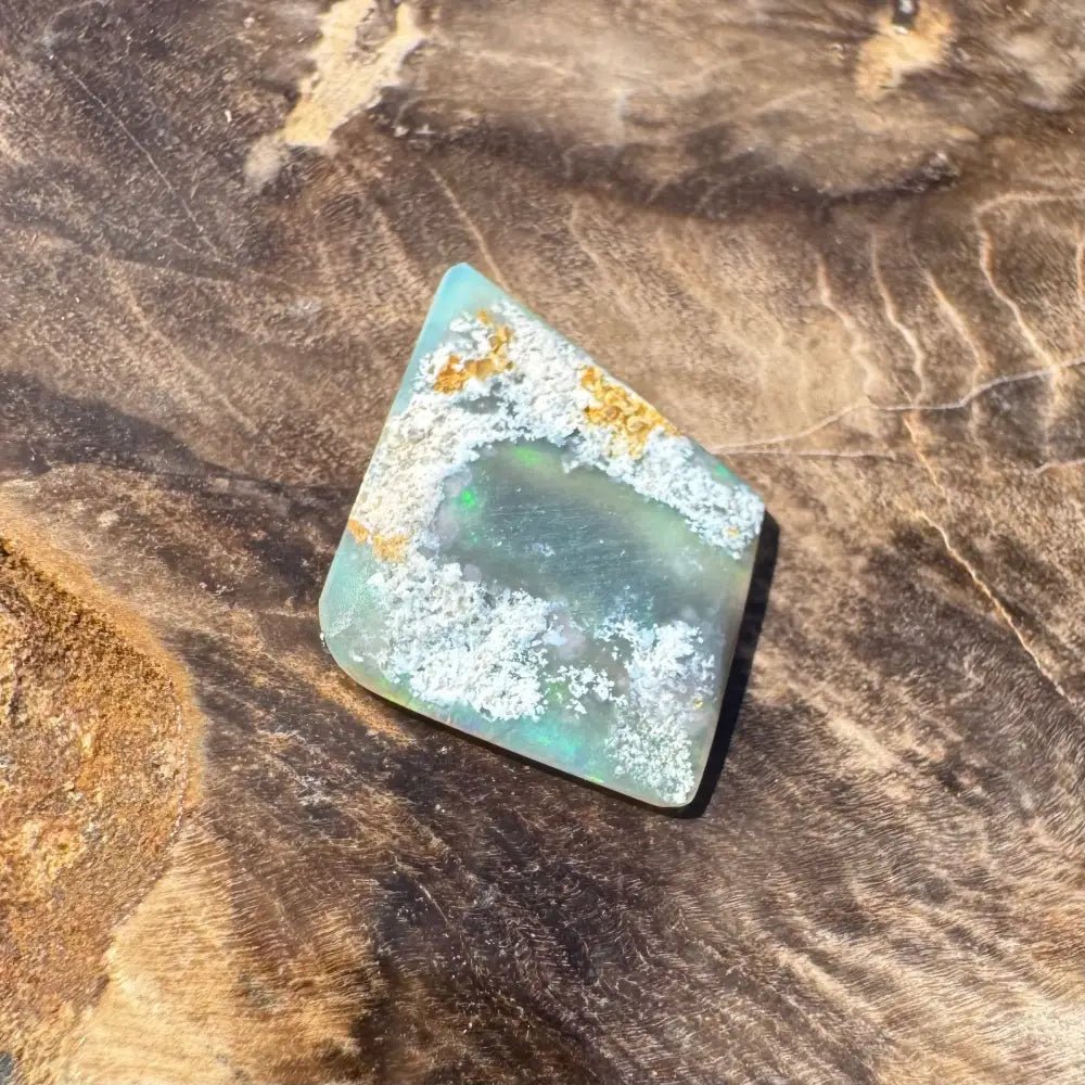 Hand - Cut Solid Lightning Ridge Opal 1.7carat