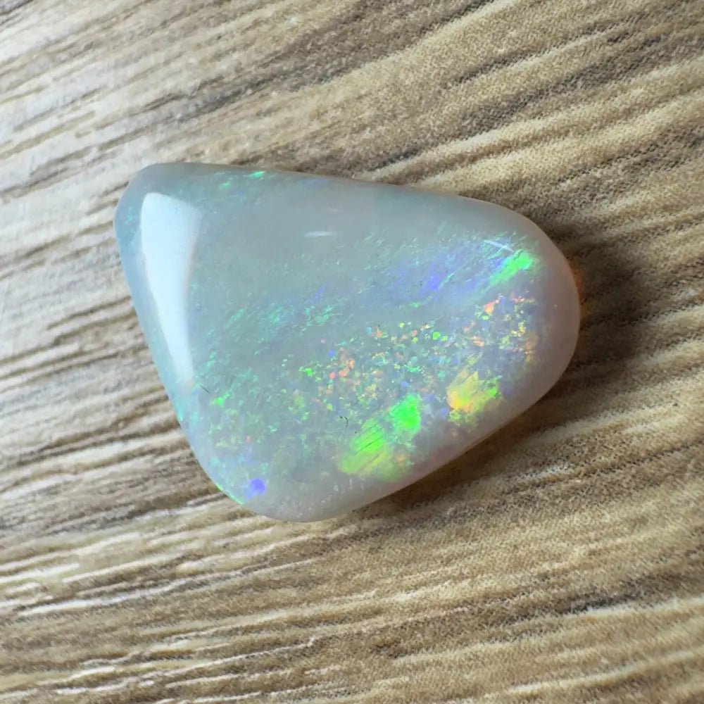 Hand - Cut Solid Lightning Ridge Opal 6.6carat