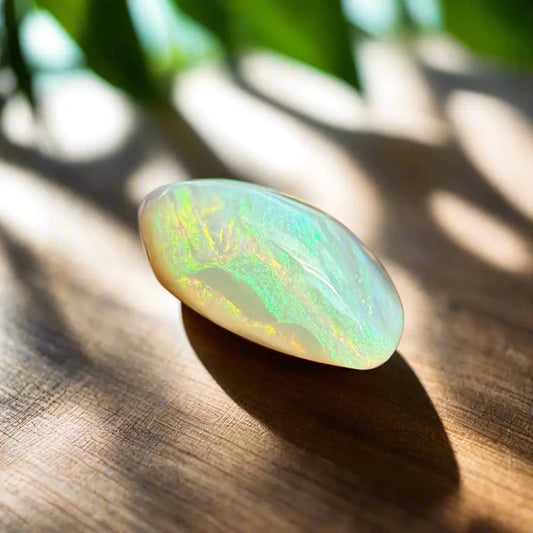 Iridescent opal gemstone from Hand-Cut Solid Lightning Ridge Opal 7.3carat product