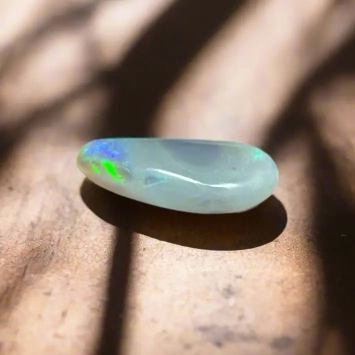 Hand - Cut Solid Lightning Ridge Semi Black Opal 1.2carat
