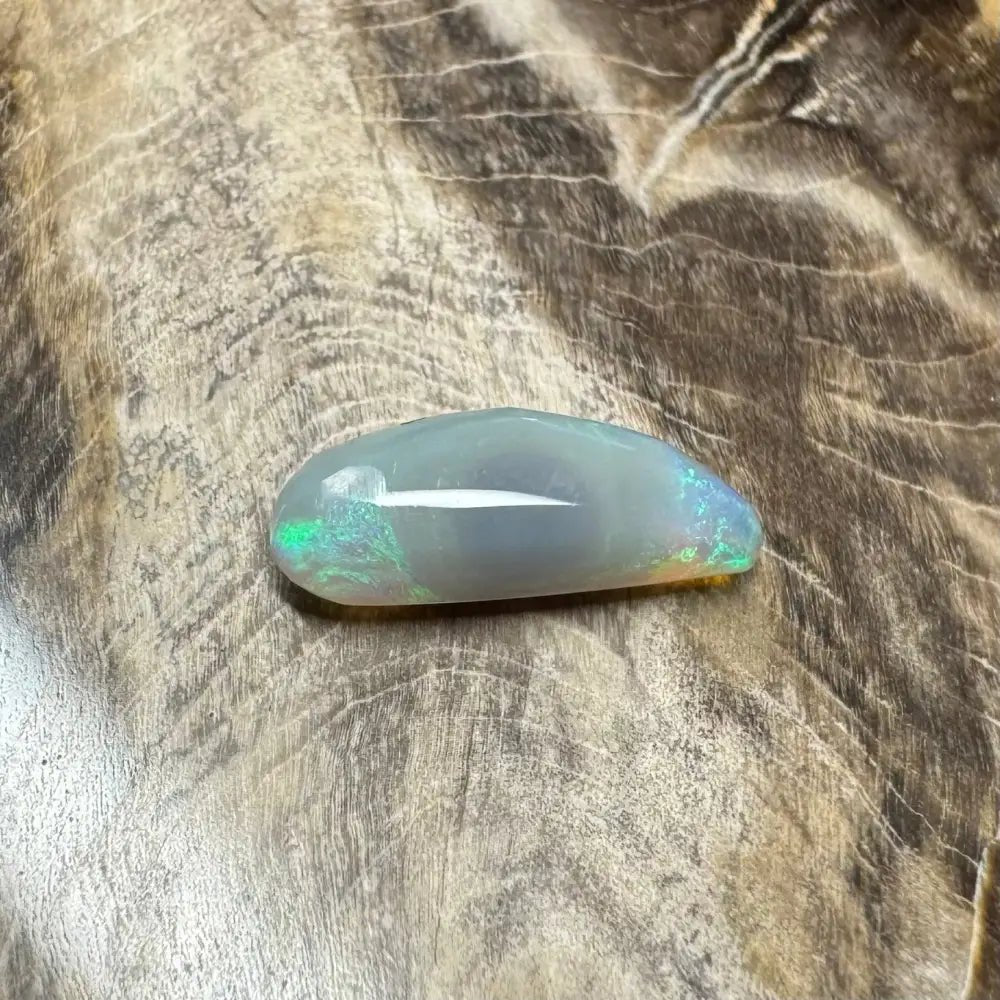 Hand - Cut Solid Lightning Ridge Semi Black Opal 1.2carat