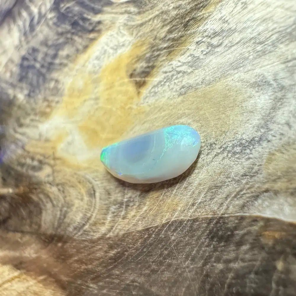 Hand - Cut Solid Lightning Ridge Semi Black Opal 1.2carat