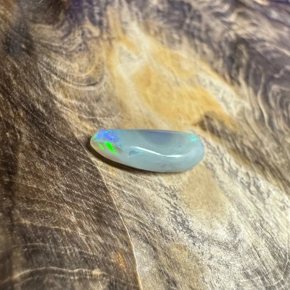 Hand - Cut Solid Lightning Ridge Semi Black Opal 1.2carat