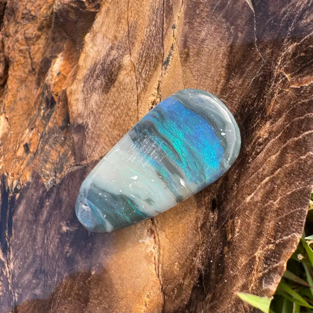 Iridescent polished stone from Hand-Cut Solid Lightning Ridge Semi Black Opal 4.9carat