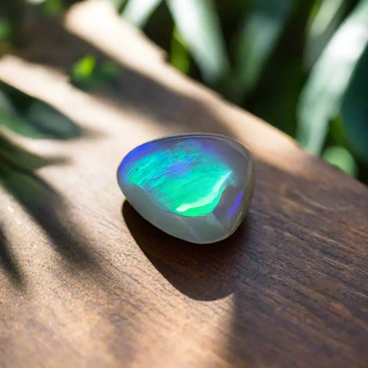 Iridescent Opal Gemstone from Lightning Ridge in the Hand-Cut Solid 5.4 Carat Black Opal