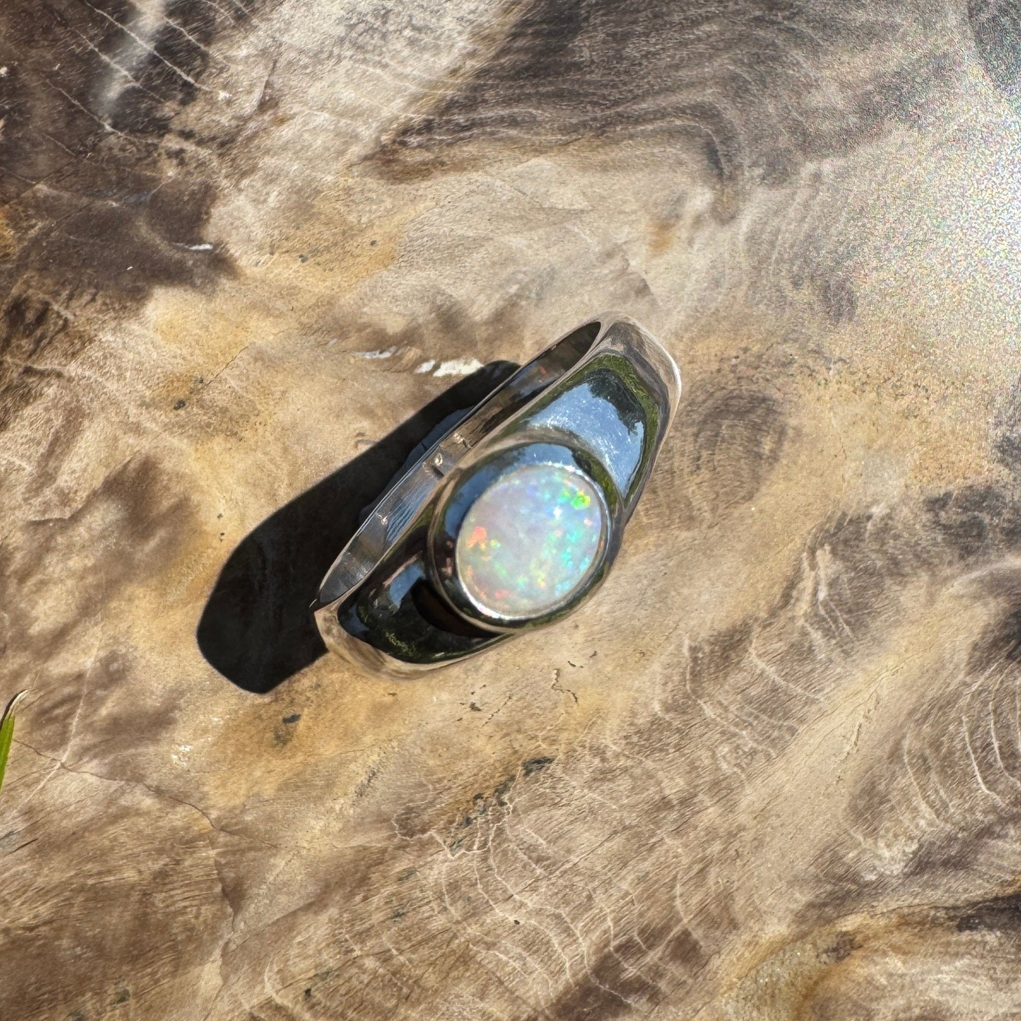 Harmony Light ~ Mintabie Solid Light 0.65ct Opal Ring – Sterling Silver Radiance