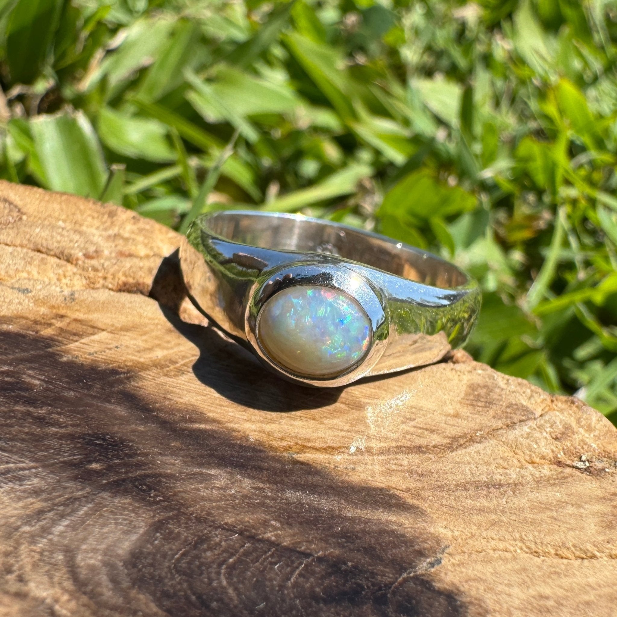 Harmony Light ~ Mintabie Solid Light 0.65ct Opal Ring – Sterling Silver Radiance