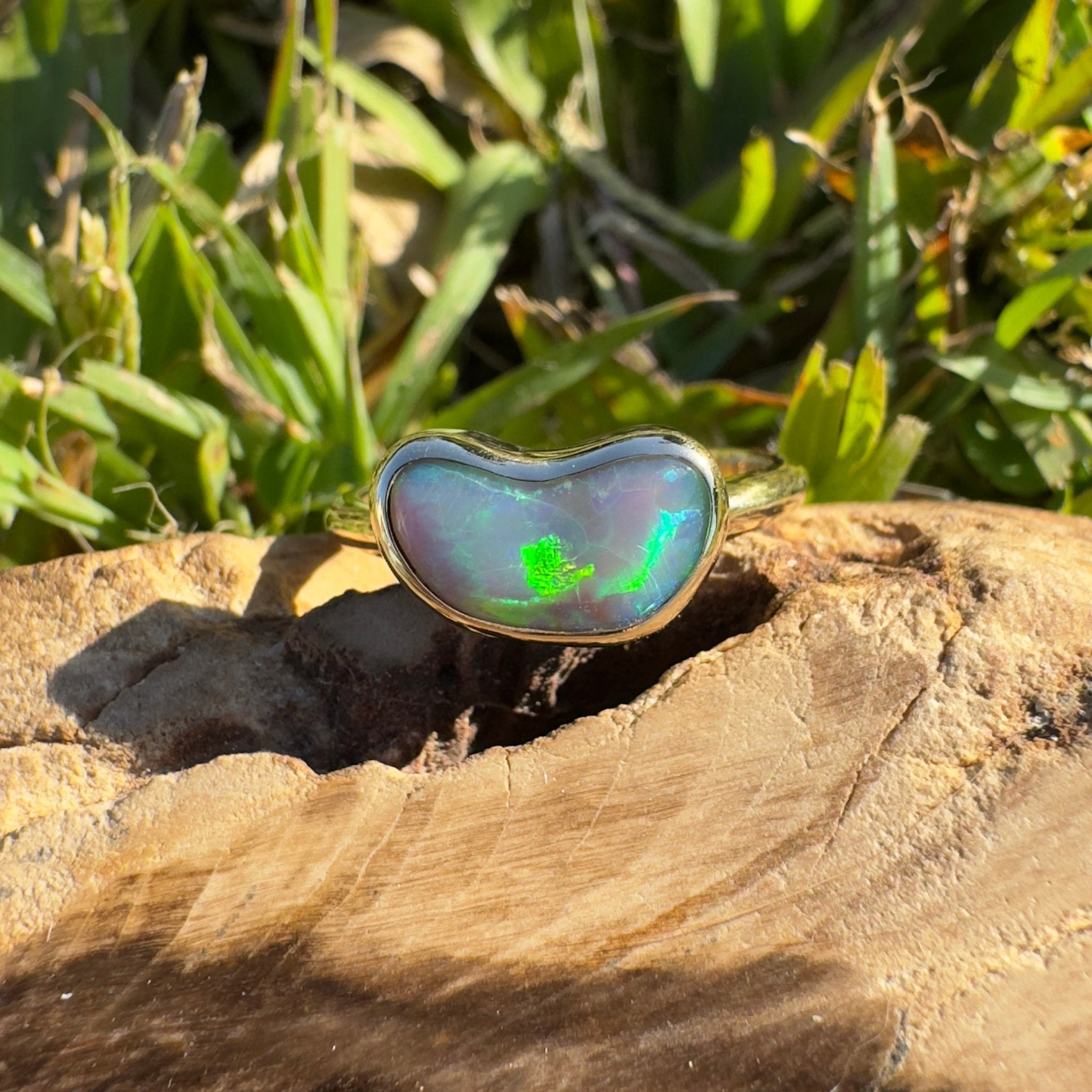 Island Bluefire ~ 1.5ct Solid Lightning Ridge Semi Black Opal 9ct Solid Yellow Gold Ring