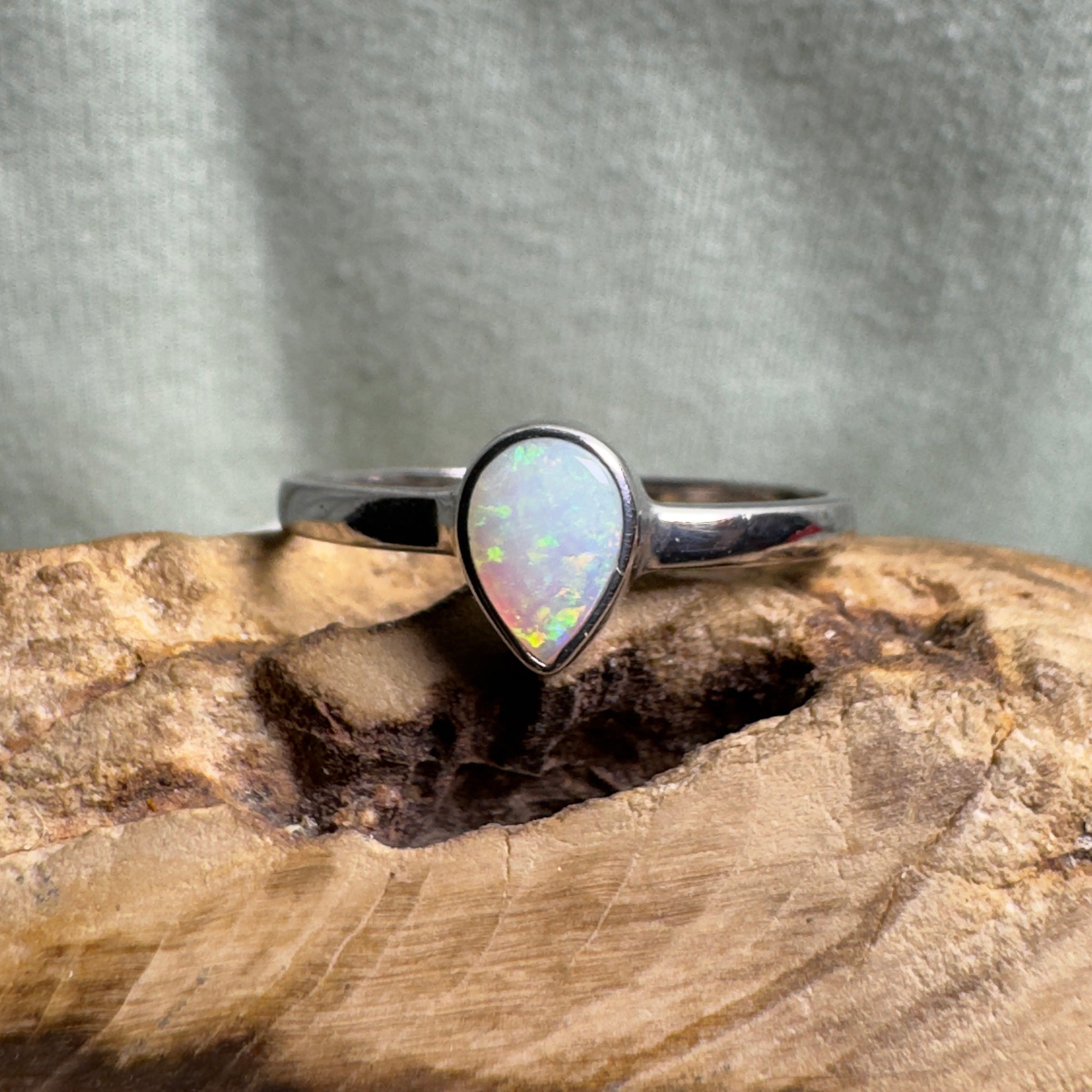 Jervis Bay Clearwater – 0.7ct Solid Lightning Ridge Crystal Opal 925 Sterling Silver Ring