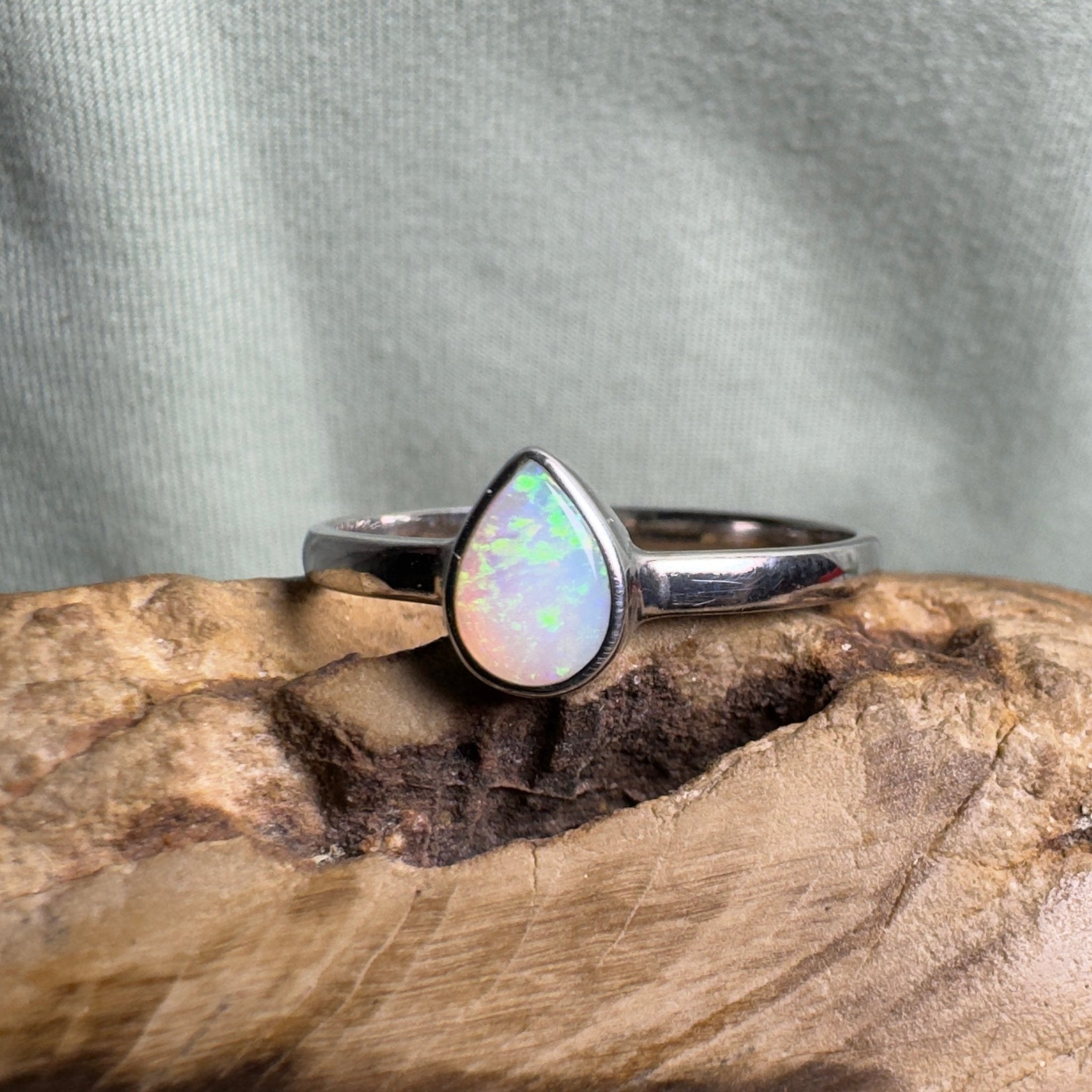 Jervis Bay Clearwater – 0.7ct Solid Lightning Ridge Crystal Opal 925 Sterling Silver Ring