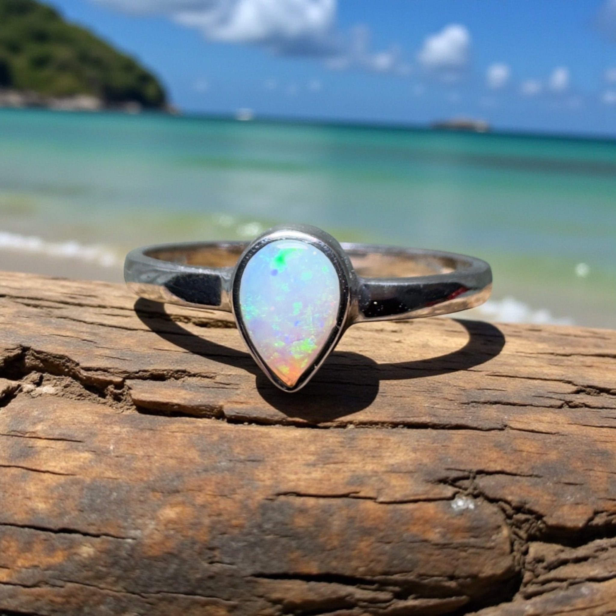 Jervis Bay Clearwater – 0.7ct Solid Lightning Ridge Crystal Opal 925 Sterling Silver Ring