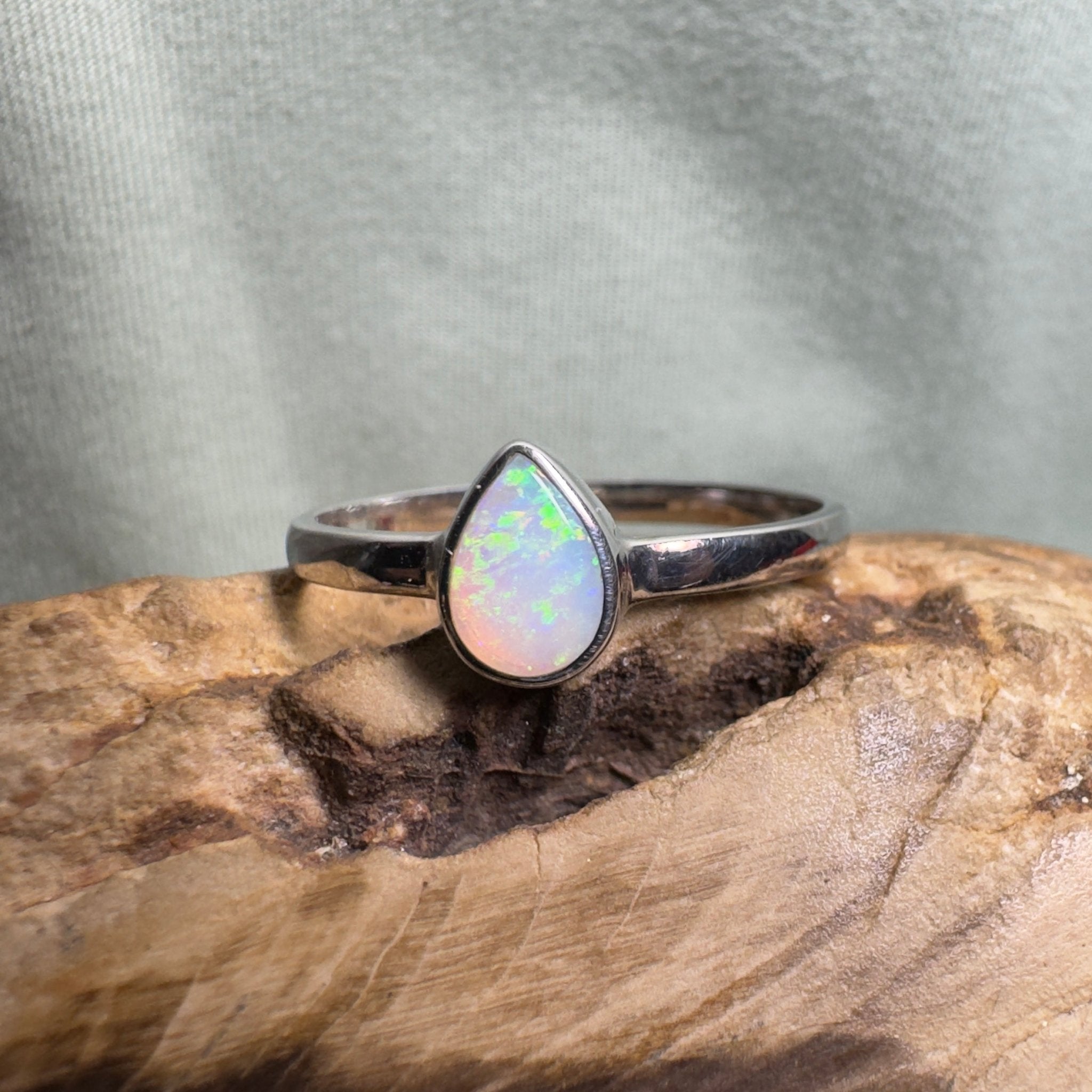 Jervis Bay Clearwater – 0.7ct Solid Lightning Ridge Crystal Opal 925 Sterling Silver Ring