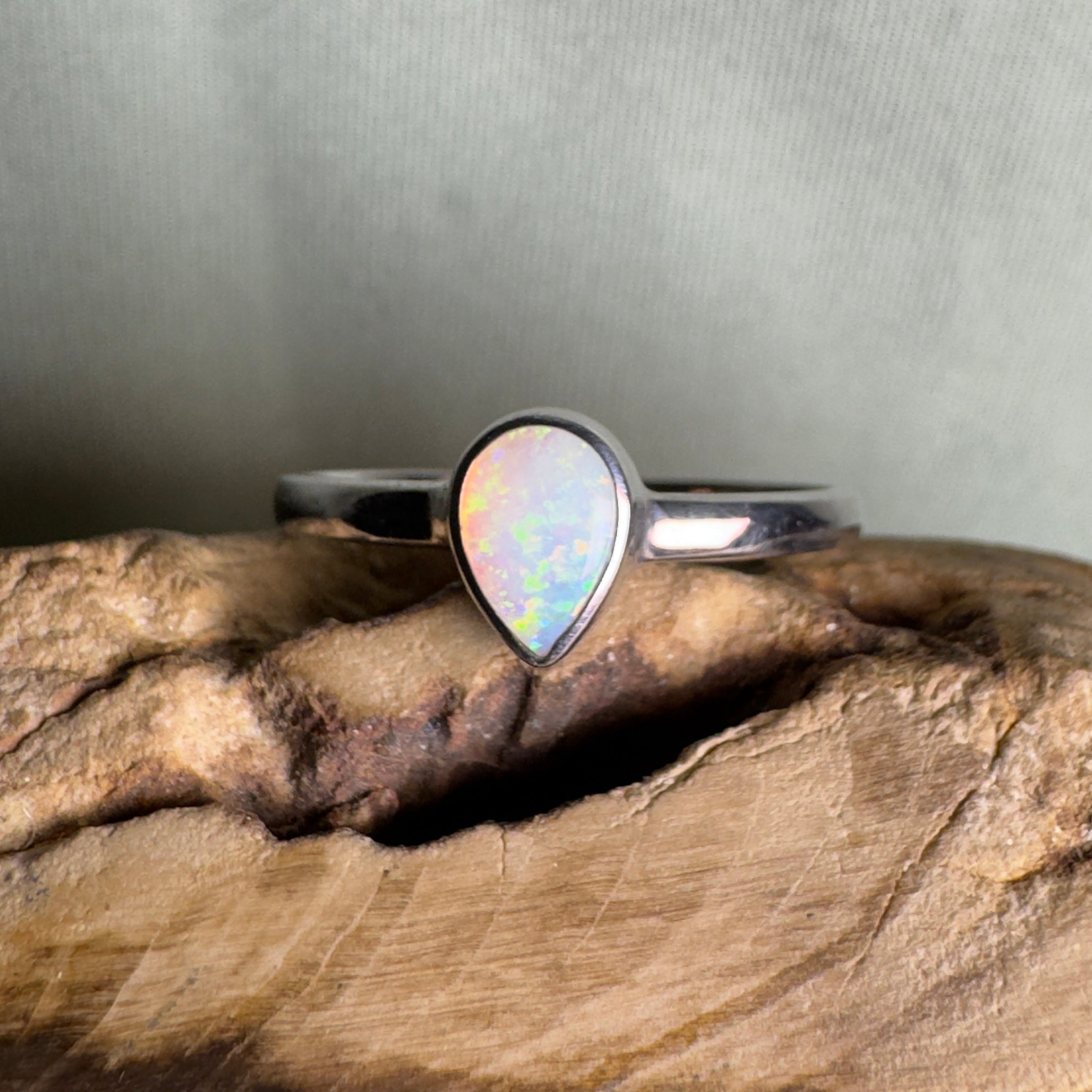 Jervis Bay Clearwater – 0.7ct Solid Lightning Ridge Crystal Opal 925 Sterling Silver Ring