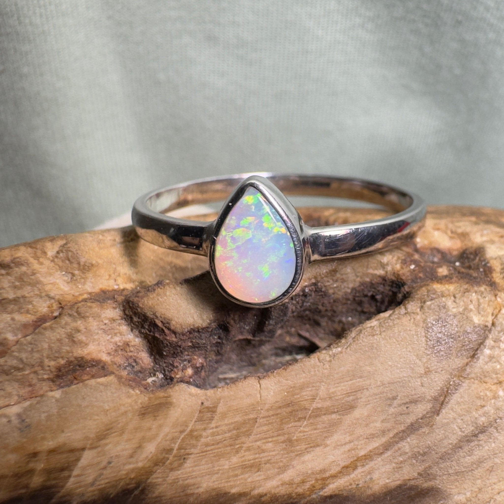 Jervis Bay Clearwater – 0.7ct Solid Lightning Ridge Crystal Opal 925 Sterling Silver Ring