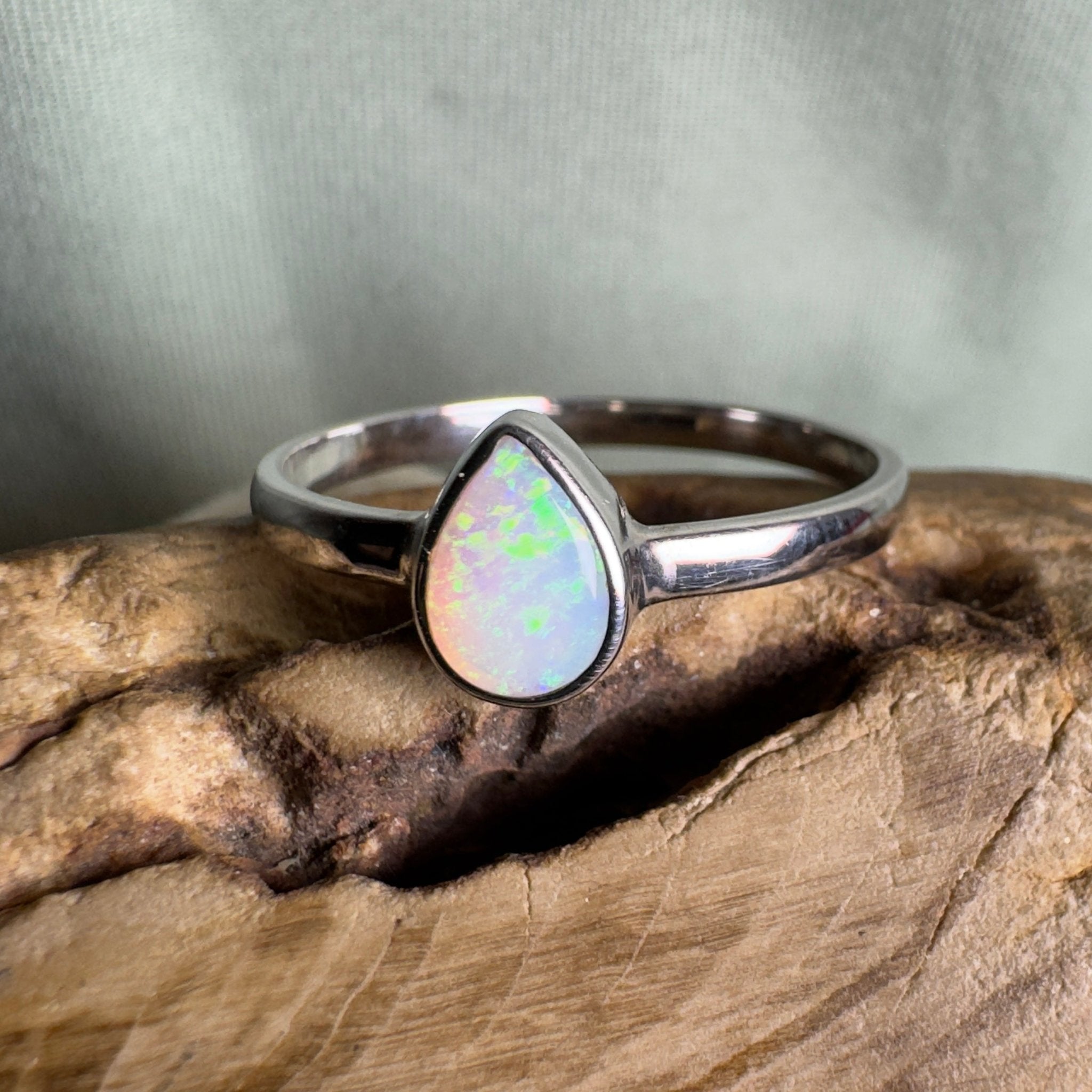 Jervis Bay Clearwater – 0.7ct Solid Lightning Ridge Crystal Opal 925 Sterling Silver Ring