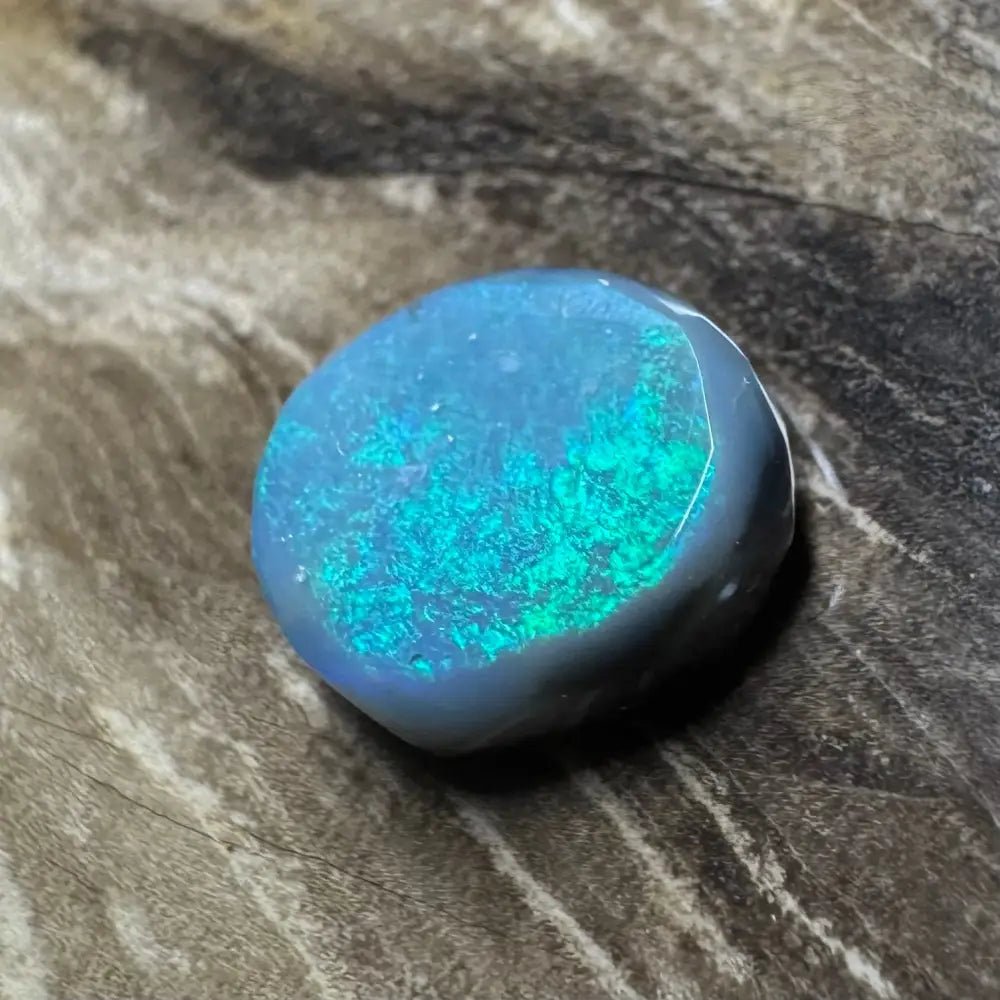 Lightning Ridge Black Opal 1.6carat Solid Hand - Cut
