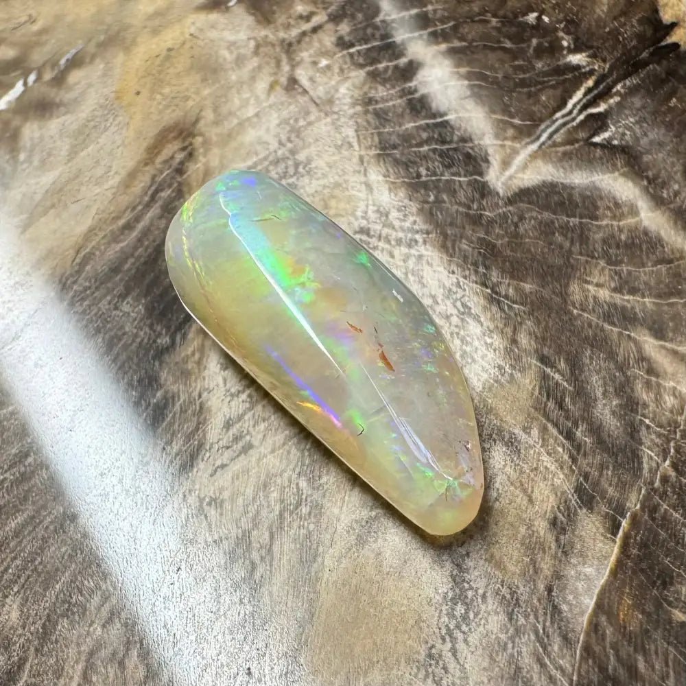 Lightning Ridge Crystal Opal 9carat Solid Hand - Cut