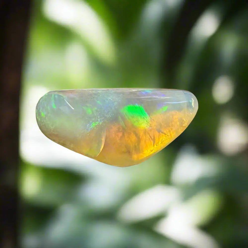 Lightning Ridge Crystal Opal 9carat Solid Hand - Cut