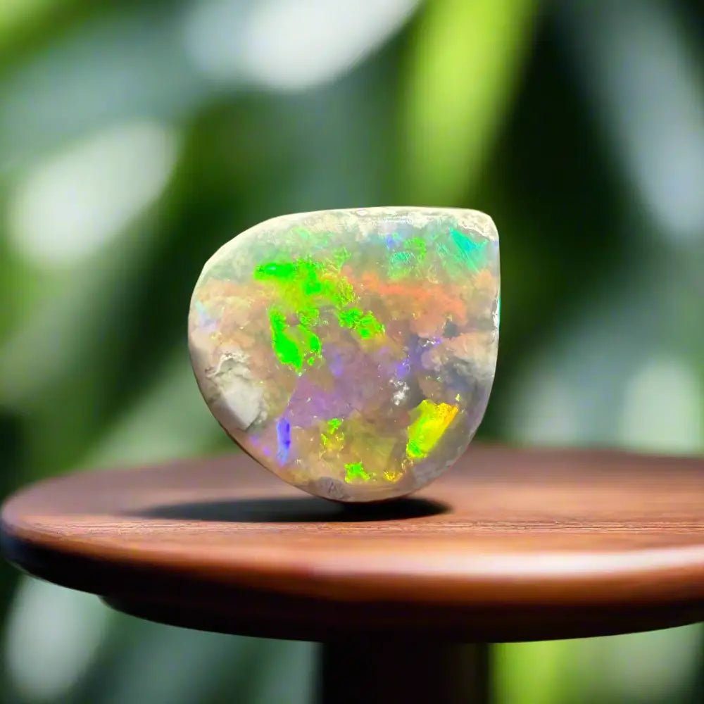 Lightning Ridge Opal 1.6carat Solid Hand - Cut