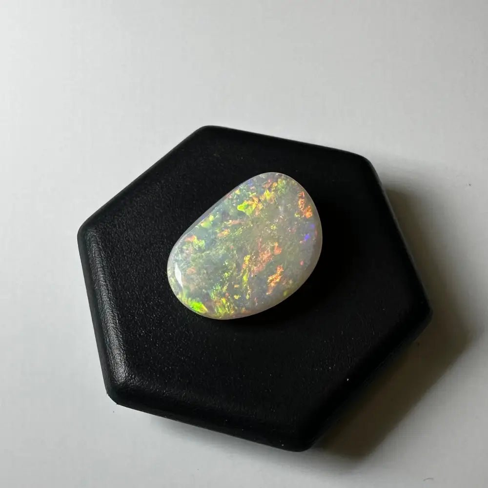 Lightning Ridge Opal 2.4carat Solid Hand - Cut
