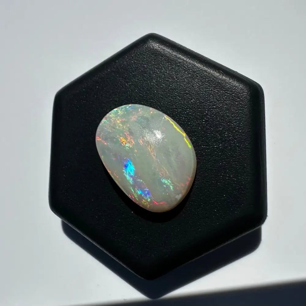 Lightning Ridge Opal 2.4carat Solid Hand - Cut