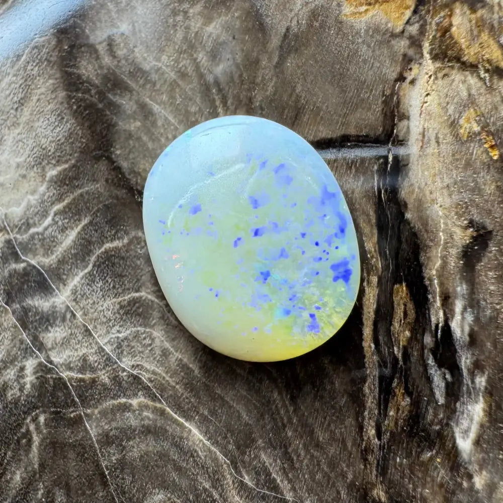 Iridescent opal cabochon with blue specks from Lightning Ridge Opal 3.5carat solid hand-cut jewelry