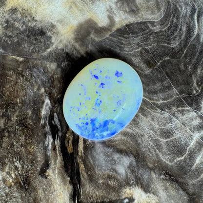 Lightning Ridge Opal 3.5carat Solid Hand - Cut