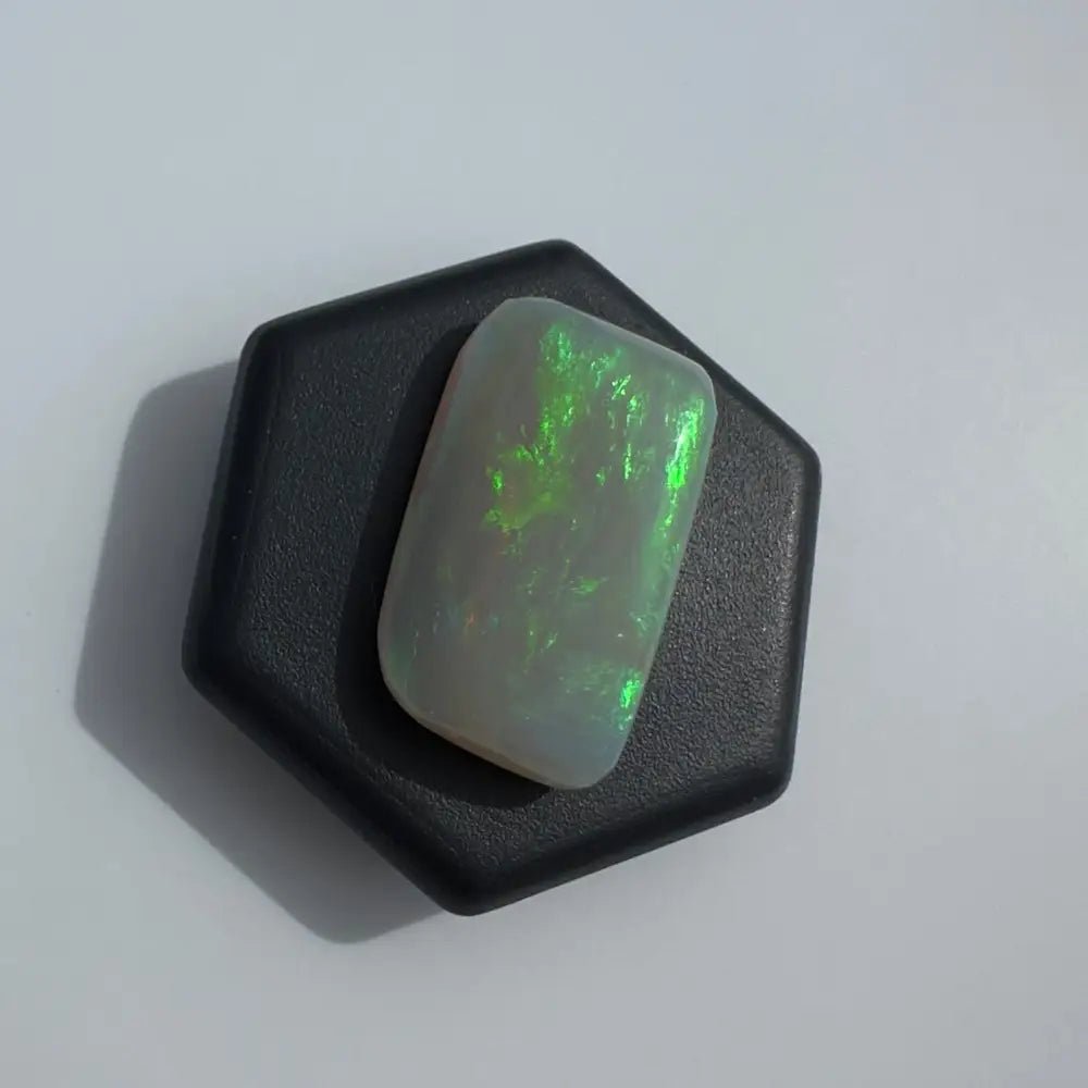 Lightning Ridge Opal 7.7 carat Solid Hand - Cut