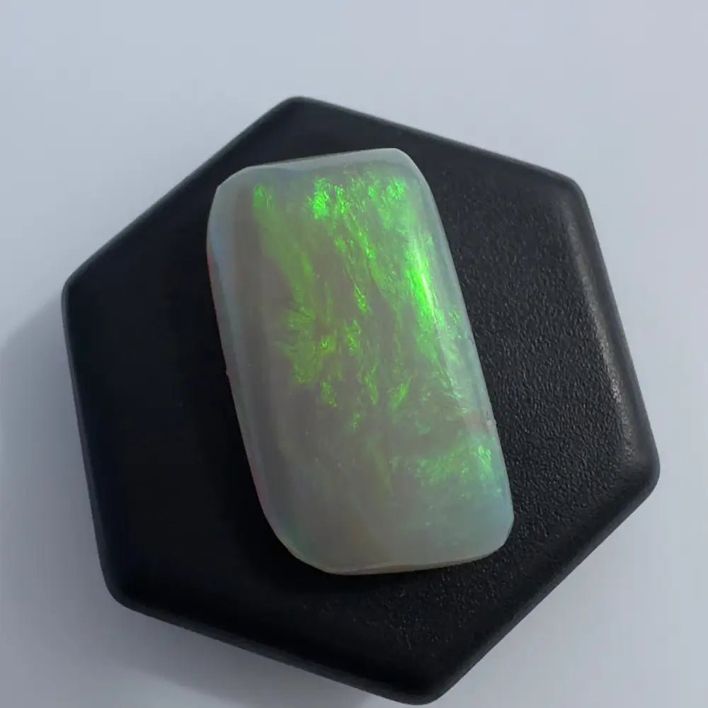 Lightning Ridge Opal 7.7 carat Solid Hand - Cut