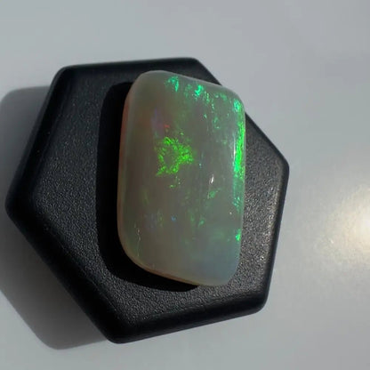 Lightning Ridge Opal 7.7 carat Solid Hand - Cut