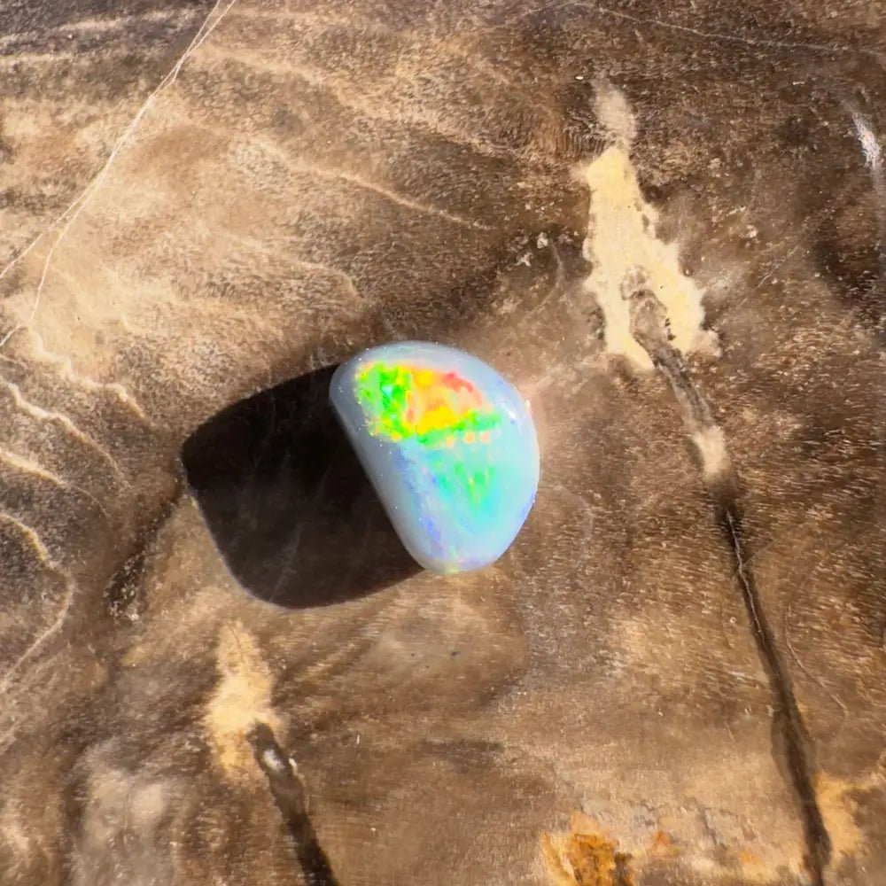 Lightning Ridge Semi Black Opal 0.8carat Solid Hand - Cut