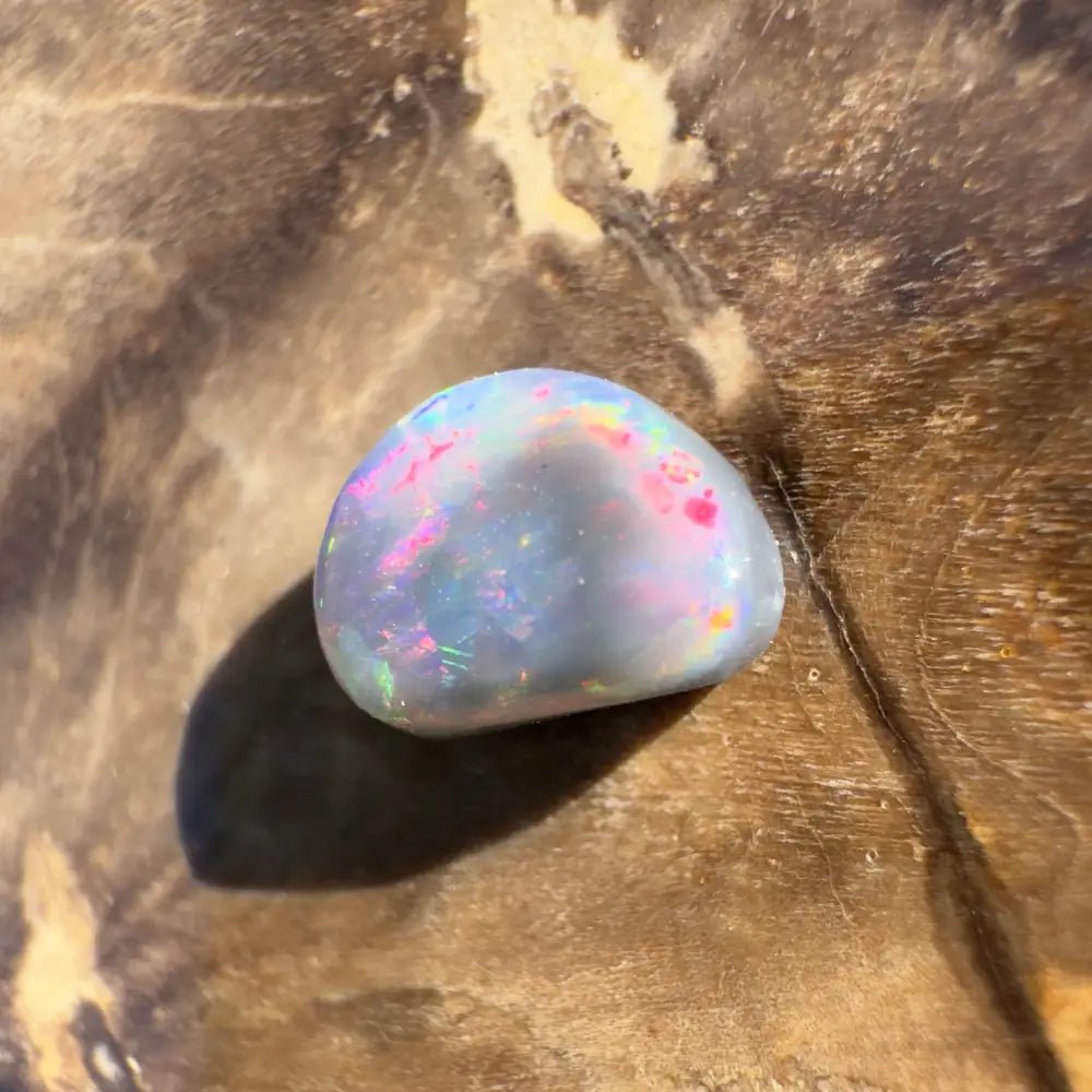 Lightning Ridge Semi Black Opal 0.8carat Solid Hand - Cut