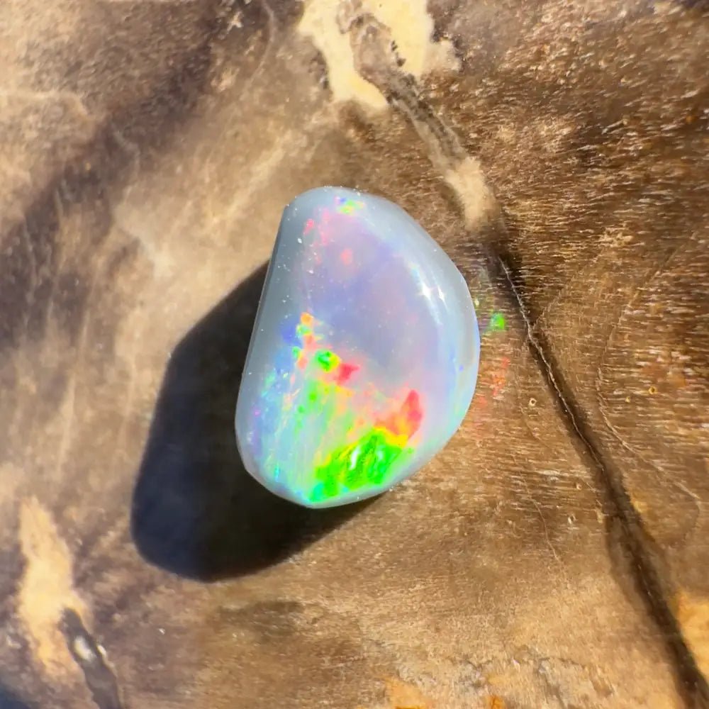 Lightning Ridge Semi Black Opal 0.8carat Solid Hand - Cut