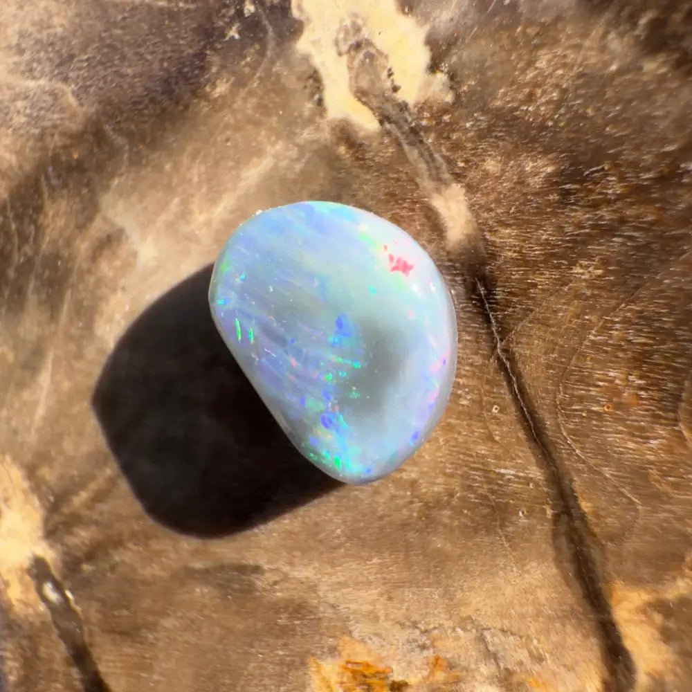 Lightning Ridge Semi Black Opal 0.8carat Solid Hand - Cut
