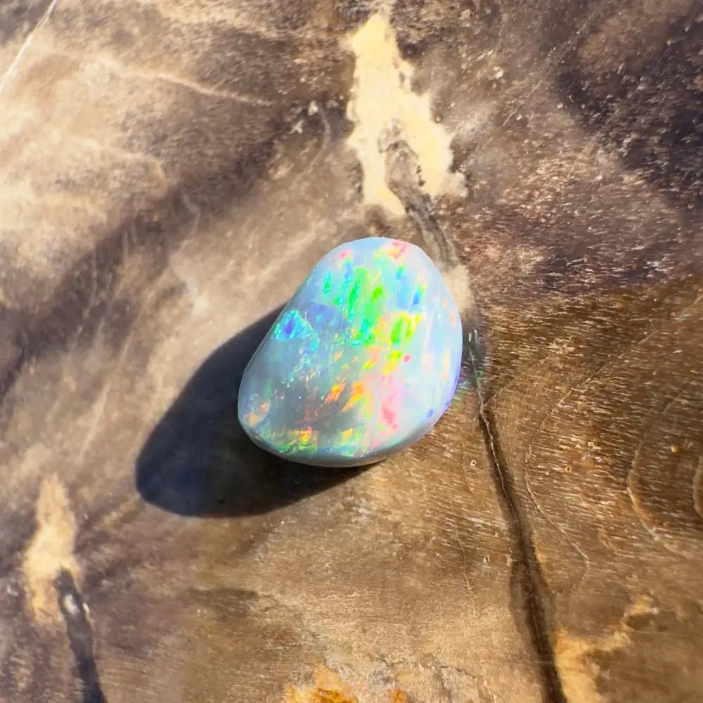 Lightning Ridge Semi Black Opal 0.8carat Solid Hand - Cut