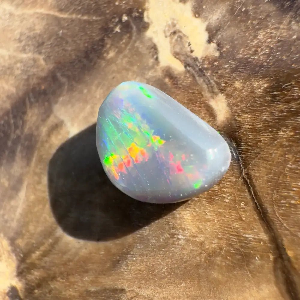 Lightning Ridge Semi Black Opal 0.8carat Solid Hand - Cut