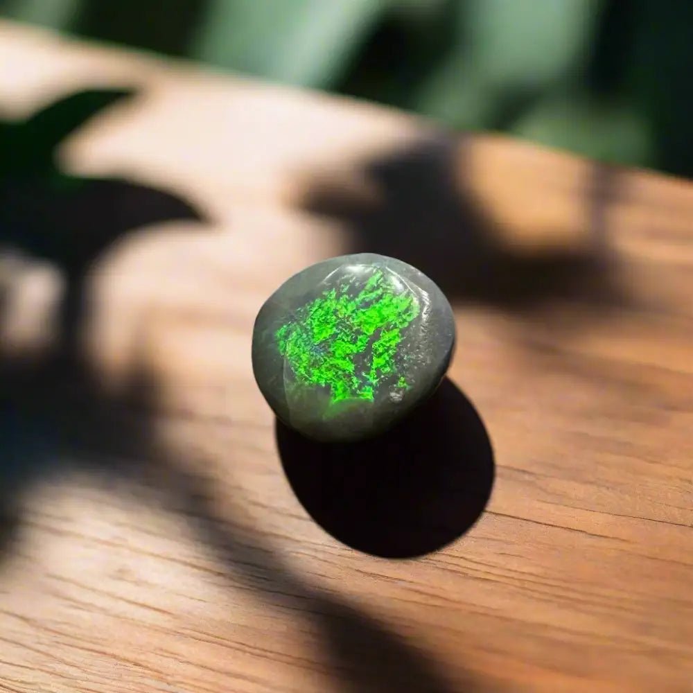 Lightning Ridge Semi Black Opal 1.5carat Solid Hand - Cut