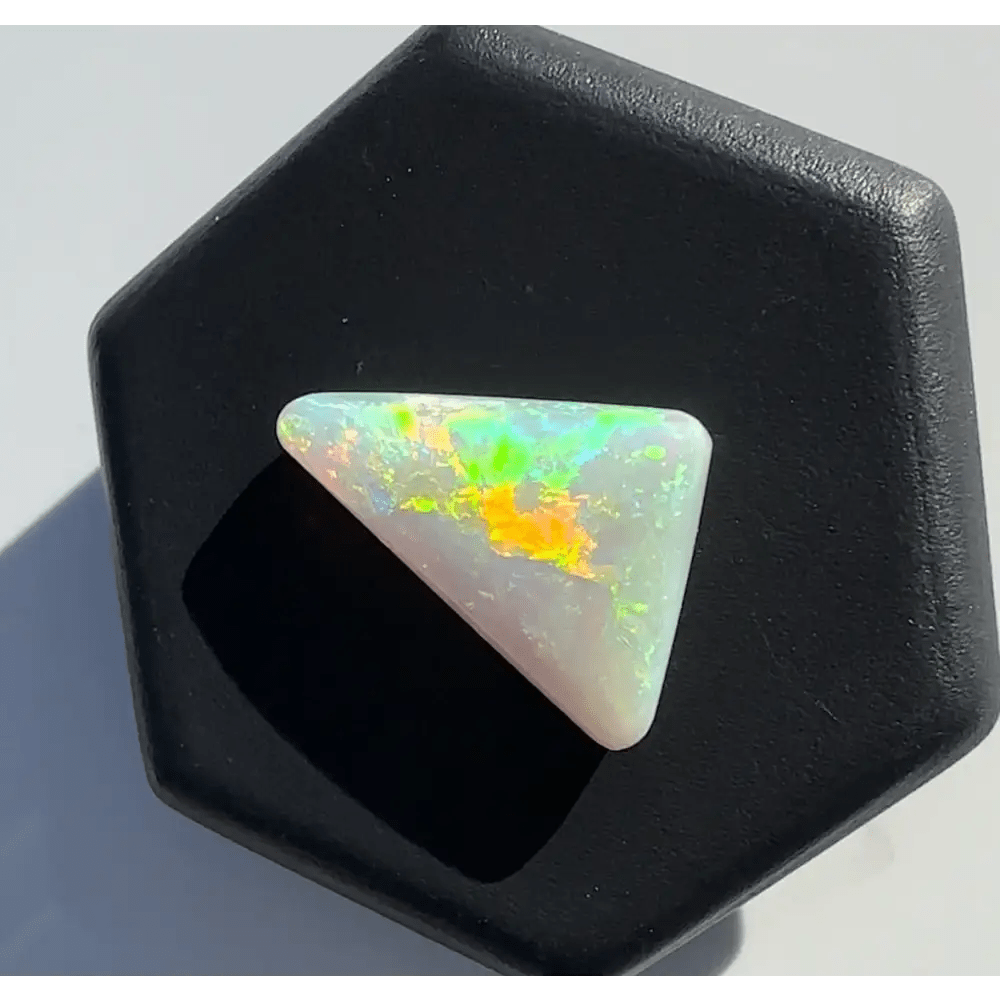 Lightning Ridge Semi - Black Opal 1.6carat Solid Hand - Cut