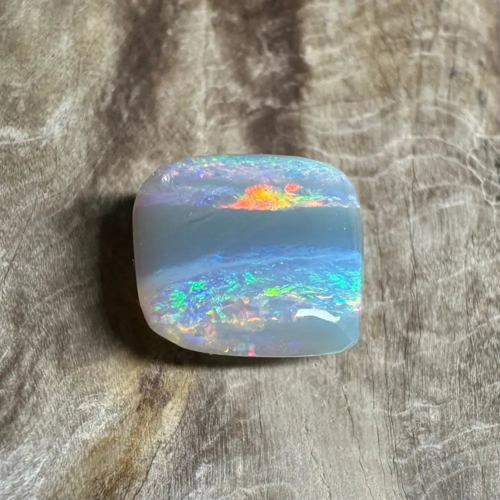 Iridescent opal gemstone from Lightning Ridge Semi Black Opal 3.5carat solid hand-cut jewelry