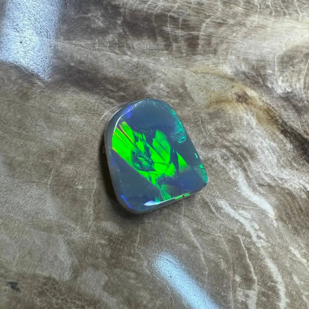 Lightning Ridge Semi Black Opal 3.1carat Solid Hand - Cut