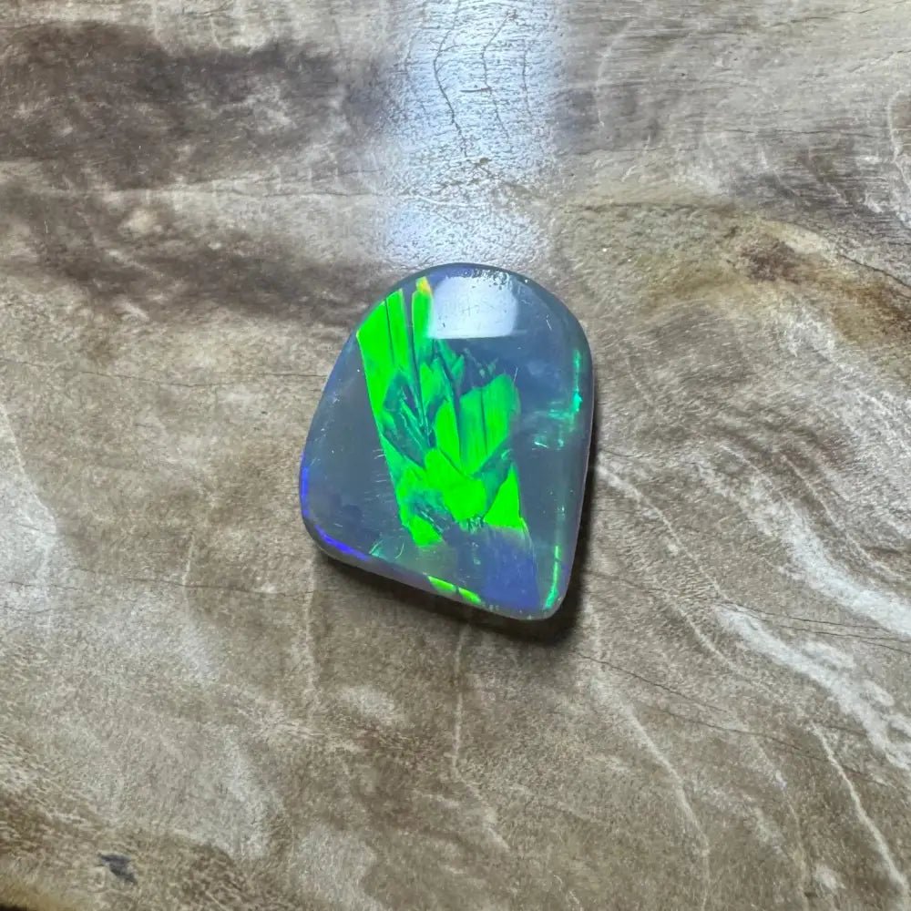 Lightning Ridge Semi Black Opal 3.1carat Solid Hand - Cut
