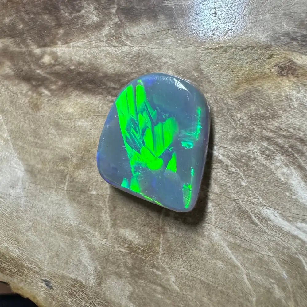 Lightning Ridge Semi Black Opal 3.1carat Solid Hand - Cut