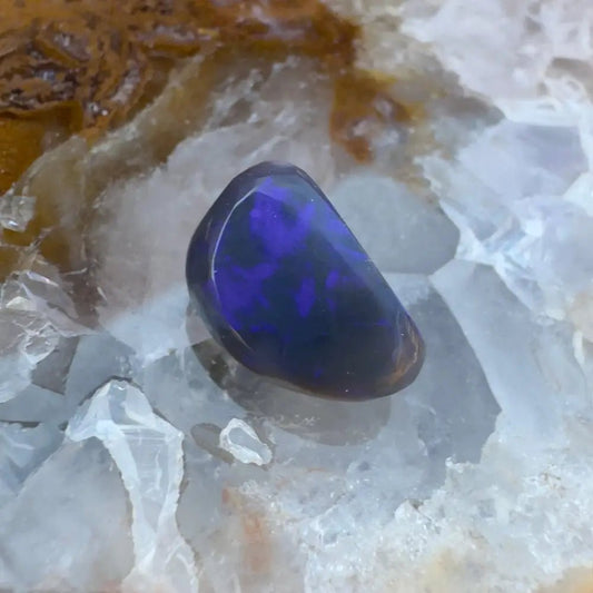 Lightning Ridge Semi - Black Opal 3.3carat Solid Hand - Cut