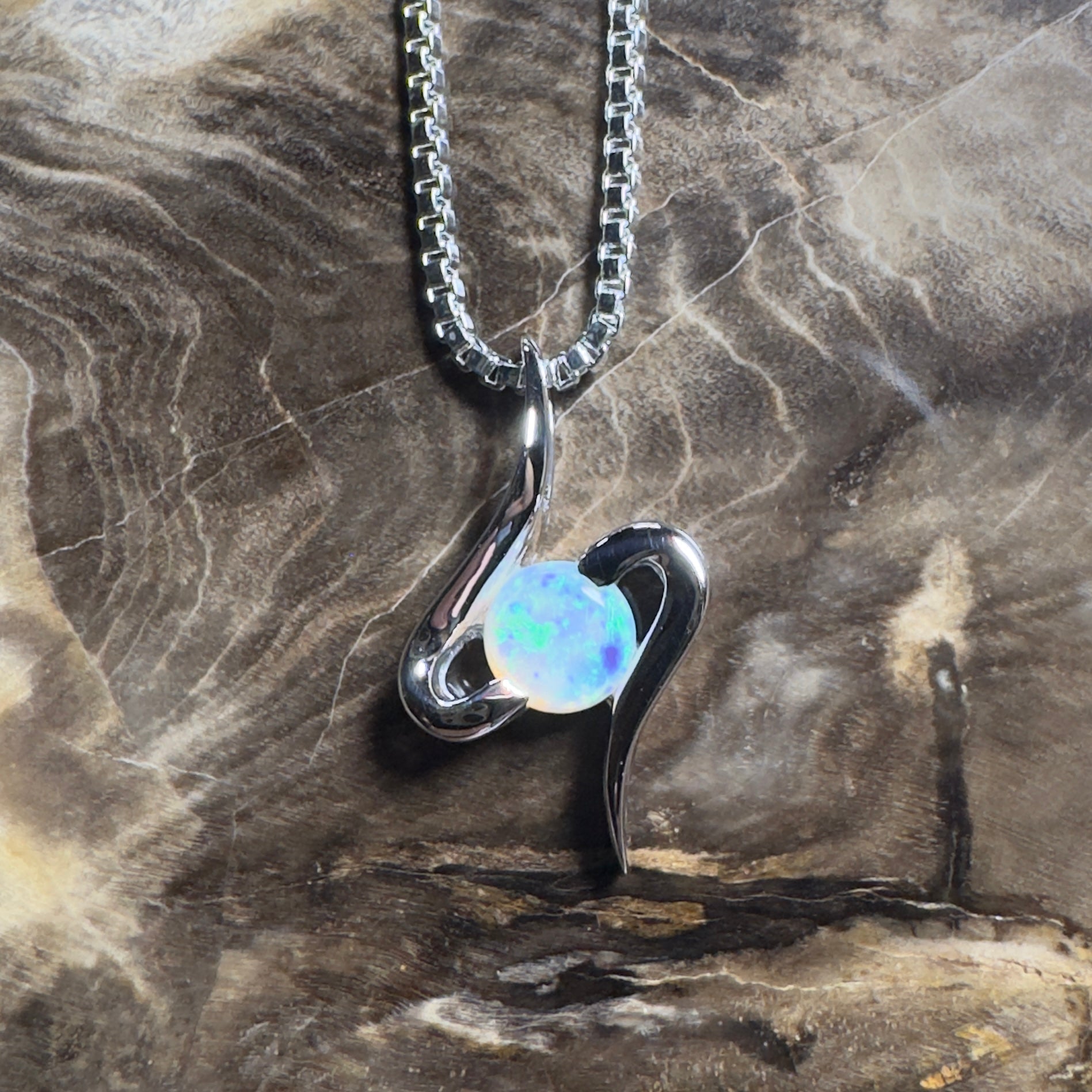 Litchfield Flow ~ 0.3ct Coober Pedy Opal 9ct White Gold Pendant